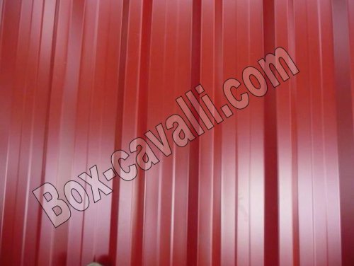 Tôle 1650 bordeaux avec feutrine (1.81m²)